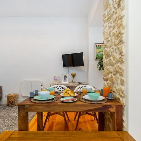 Appartamento Whome Casa Alcazar Perfect Spot W/ Private Patio Lisbona